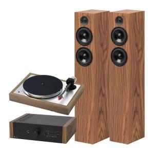 A combined offering of the Speaker Box 10 DS2, the Maia DS2 and the Classsic EVO Turntable