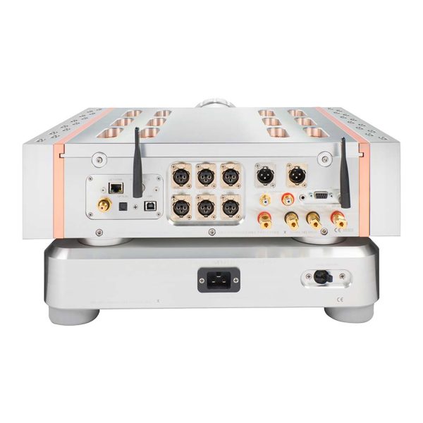 Dan D'Agostino Momentum MxV Integrated Amplifier rear view